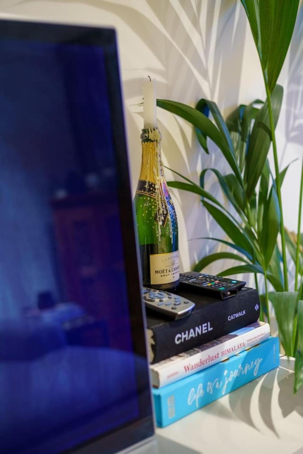 Апартаменты Elegant 2bd Flat Near Old Street, *
